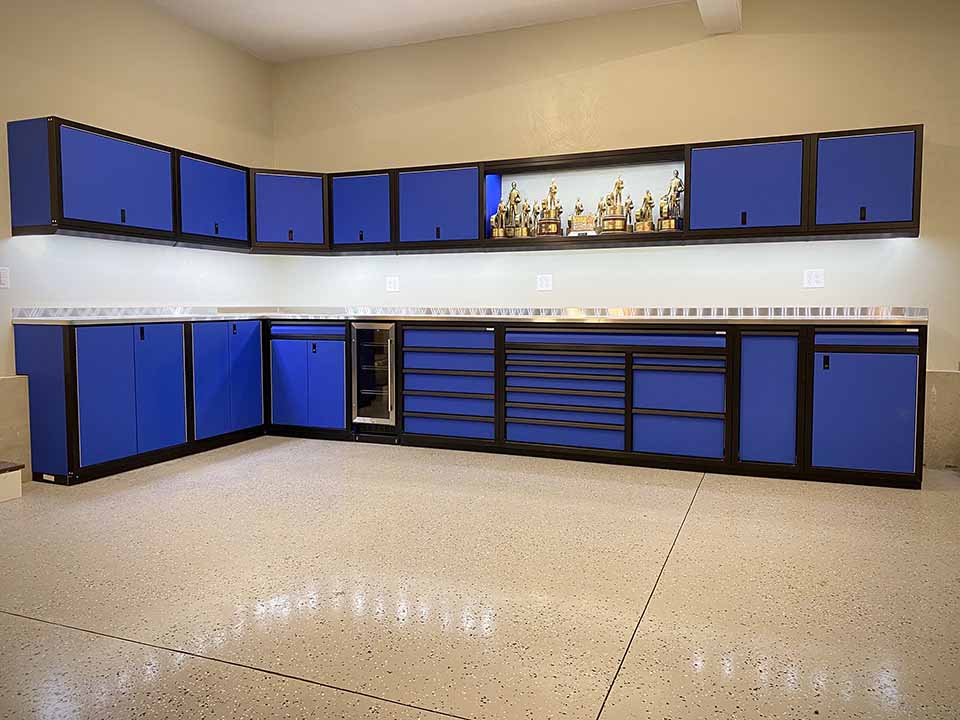 Moduline ProII™ Accessories > Trophy Shelf and Valance