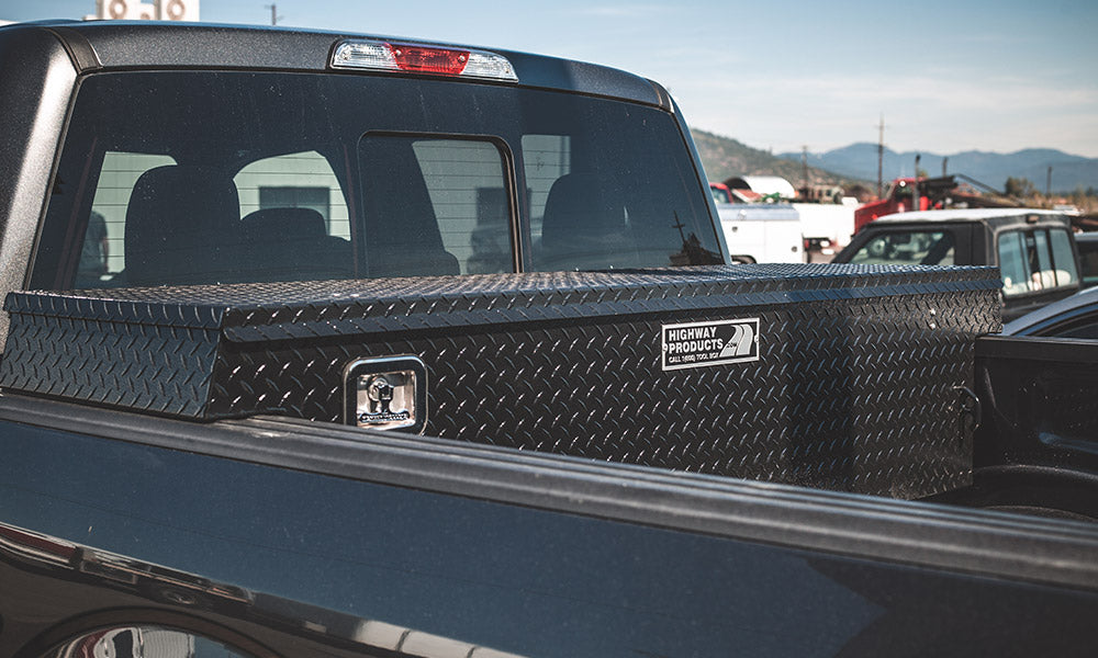 Highway Products Single Lid Crossover Saddle-Style Pickup Truck Toolbox HWP3222-002-BK62