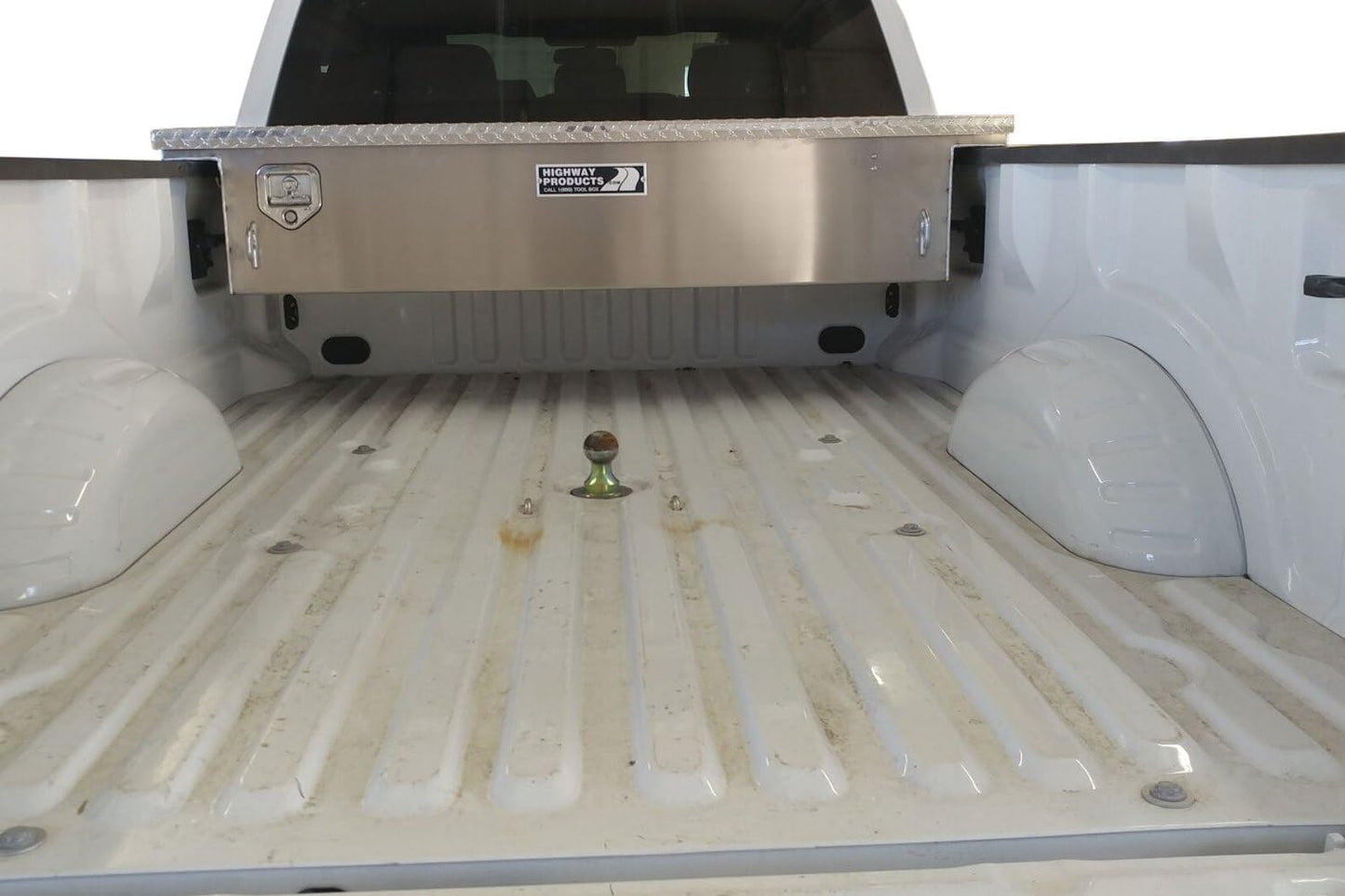 Highway Products Low Profile Crossover Saddle-Style Pickup Truck Toolbox HWP3330-001