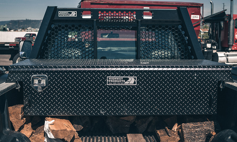 Highway Products Single Lid Crossover Saddle-Style Pickup Truck Toolbox HWP3222-007-BK62S